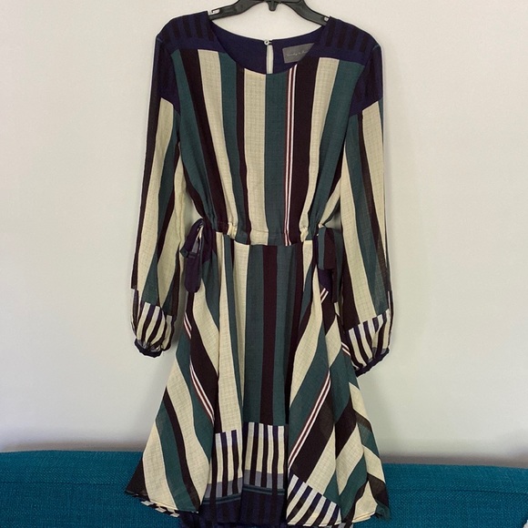 Long sleeved Anthropologie dress - Picture 1 of 1